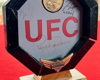 Signed Royce Gracie UFC Collectable Lot Trophy Pass