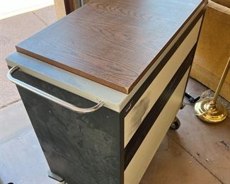 Wright Line Rolling Garage Cabinet Tool Chest 