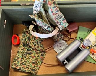 1964 GI JOE Sailor Footlocker Set Soldier Action Figure 