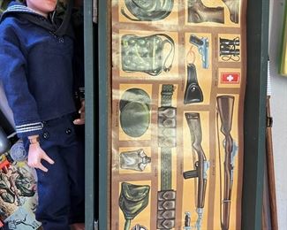 1964 GI JOE Sailor Footlocker Set Soldier Action Figure 