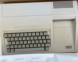Vintage Texas Instruments Home Computer 99/4a TI