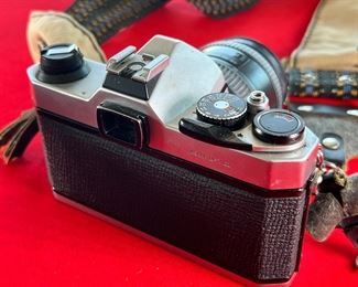 Pentax K1000 35mm SLR Camera with 35-80mm Lens