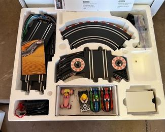 Carrera Go 62286- 1:43 Nintendo Mario Kart Wii slot Car Racing System