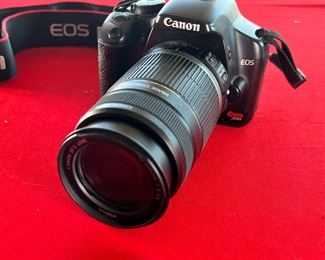 Canon EOS Rebel XSI with 55-250mm Lens DS126181