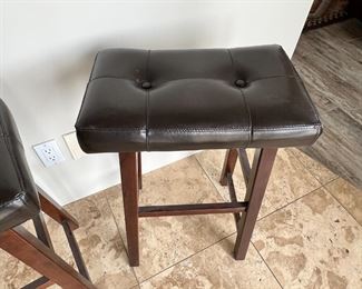 2pc Backless Saddle Seal Counter Height Stools PAIR