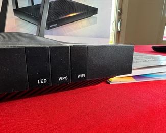 Netgear Nighthawk x8 AC5300 R8500 WiFi Router in box