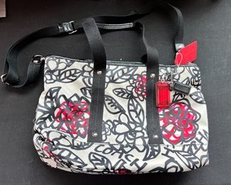 Coach Poppy Kyra Daisy Graffiti Tote