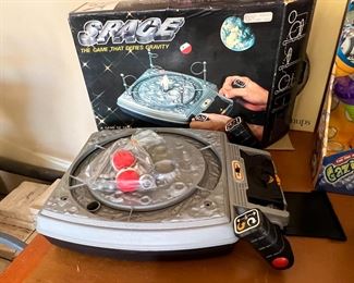 1979 Space the Game That Defies Gravity