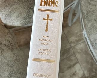 Large Family HOLY BIBLE Red Letter Edition New American Bible&nbsp;