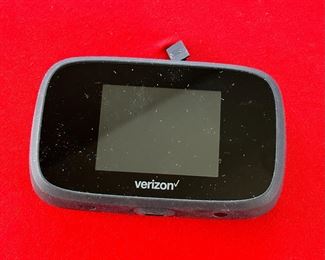 Verizon 4g LTE Hotspot MiFi 7730L JetPack 4x2.5x.5 HxWxD