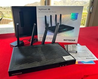 Netgear Nighthawk x8 AC5300 R8500 WiFi Router in box Box: 4.5x14x12in HxWxD