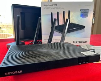 Netgear Nighthawk x8 AC5300 R8500 WiFi Router in box Box: 4.5x14x12in HxWxD