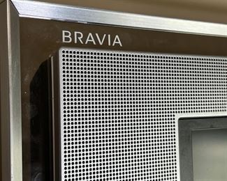 SONY XBR TV No Mount 29x49.5in HxWxD