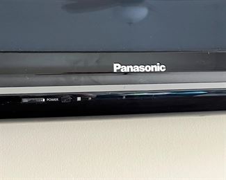 Panasonic VIERA TV No Mount 30x48in
