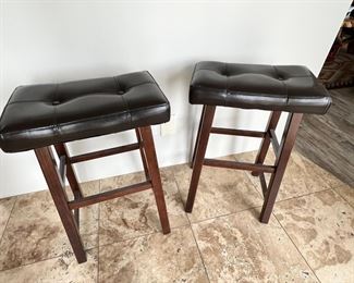 2pc Backless Saddle Seal Counter Height Stools PAIR 28 x 18 x 11in HxWxD