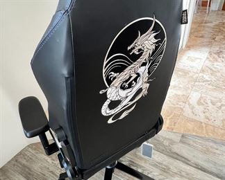 Secretlab Titan EVO League Legends 2022 Series Gaming Chair 52 x 29 x 26in