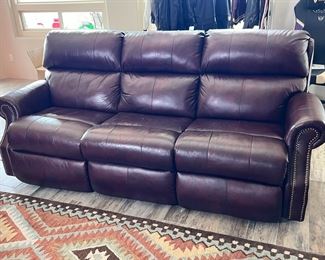 Power Reclining Sofa Couch 40 x 86 x 38in HxWxD