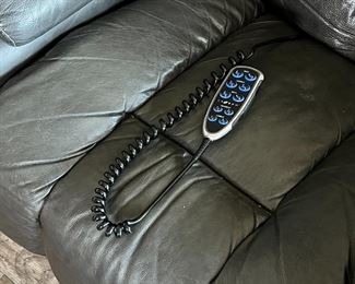 La-Z-Boy Greyson Leather Power Recliner #2 40 x 38 x 44 HxWxD