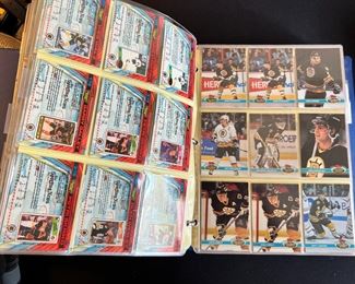 500+ Hockey Card Binder Album 3.5x12x12in HxWxD