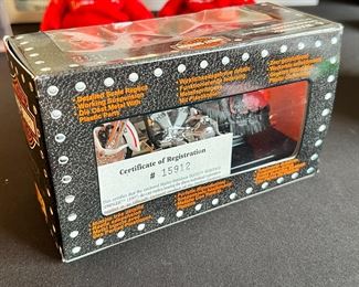 Maisto Harley Davidson 1:18 Model FLSTS Heritage Springer 4x7x3in