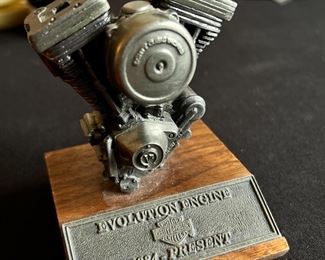 Harley Davidson Evolution Engine 1984-Present Die Cast Model Limited Edition 3in H