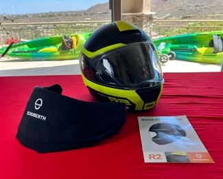 Schuberth R2 Motorcycle Helmet With Hi Visibility Green XL