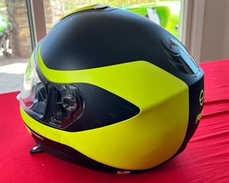 Schuberth R2 Motorcycle Helmet With Hi Visibility Green XL