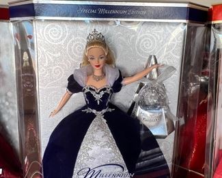 Barbie Millennium 2000 Princess 24154 #1 14x12x4in HxWxD