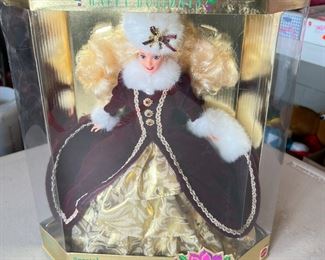 Barbie 1996 Happy Hollidays 15646 #3 14x12x4in HxWxD