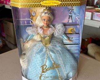 Barbie as Cinderella Doll 16900 #1 14x9x3in HxWxD