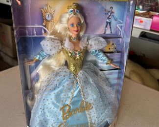 Barbie as Cinderella Doll 16900 #2 14x9x3in HxWxD