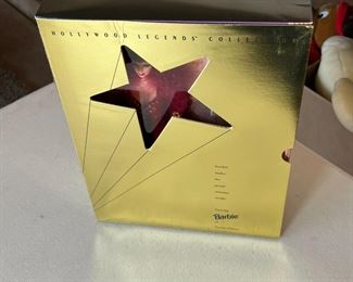 Barbie as Scarlett O'Hara Gone With The Wind Hollywood Legends 12815 Red Dress 14x10.5x3in HxWxD