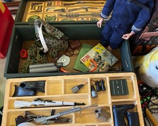 1964 GI JOE Sailor Footlocker Set Soldier Action Figure 5 x 13.5 x 6.5.in HxWxD