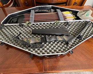 Signed Ted Nugent Browning Deerslayer DS6A Compound Bow Case: 6 x 50 x 18in HxWxD