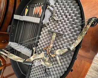 PSE Nova Archery Compound Bow Case: 6 x 50 x 18in HxWxD