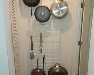 kitchen pantry & entertaining items