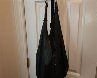 Designer handbags purses: Gucci, Prada, Louis Vitton and lots more