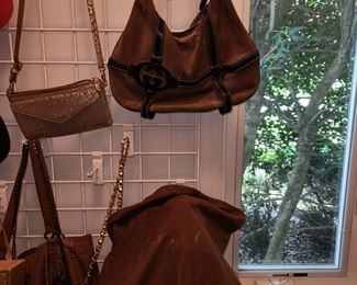 Designer handbags purses: Gucci, Prada, Louis Vitton and lots more