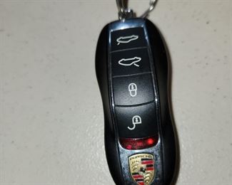 Porsche 911 key, reprogrammable