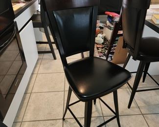 4 kitchen counter height stools