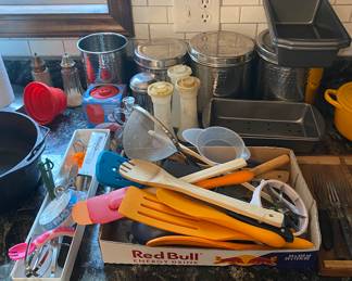 Assorted Kitchenware