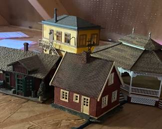 HO Train Buildings