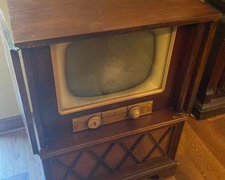 Vintage General Electric Television
