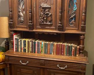 Fine Colony Brand Cabinet 