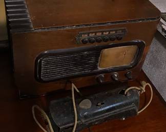 Tube Radio/Train