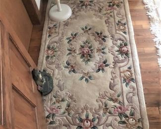 Aubusson Throw Rug