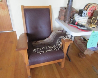 Mission antique rocker in leather