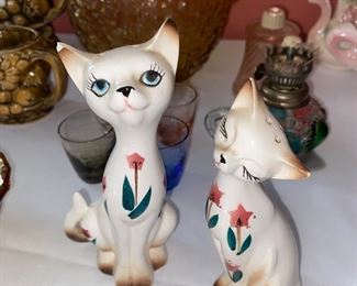 Salt & pepper cats