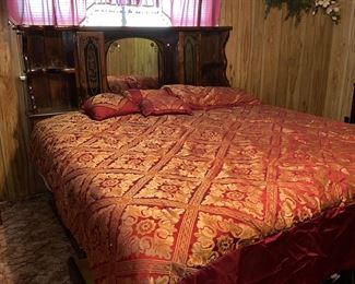 King bed with storage 