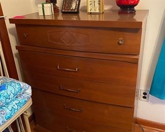 Basset MCM chest of drawers 